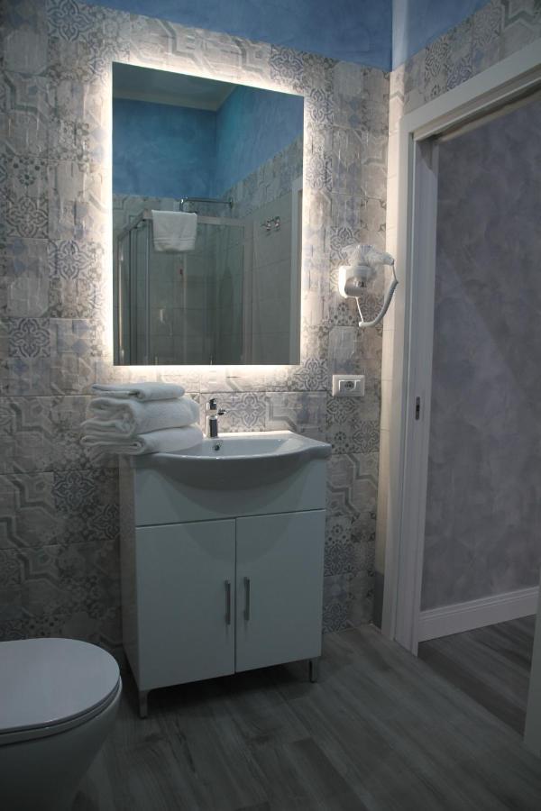 Gioia Toledo Bed & Breakfast Naples Exterior photo
