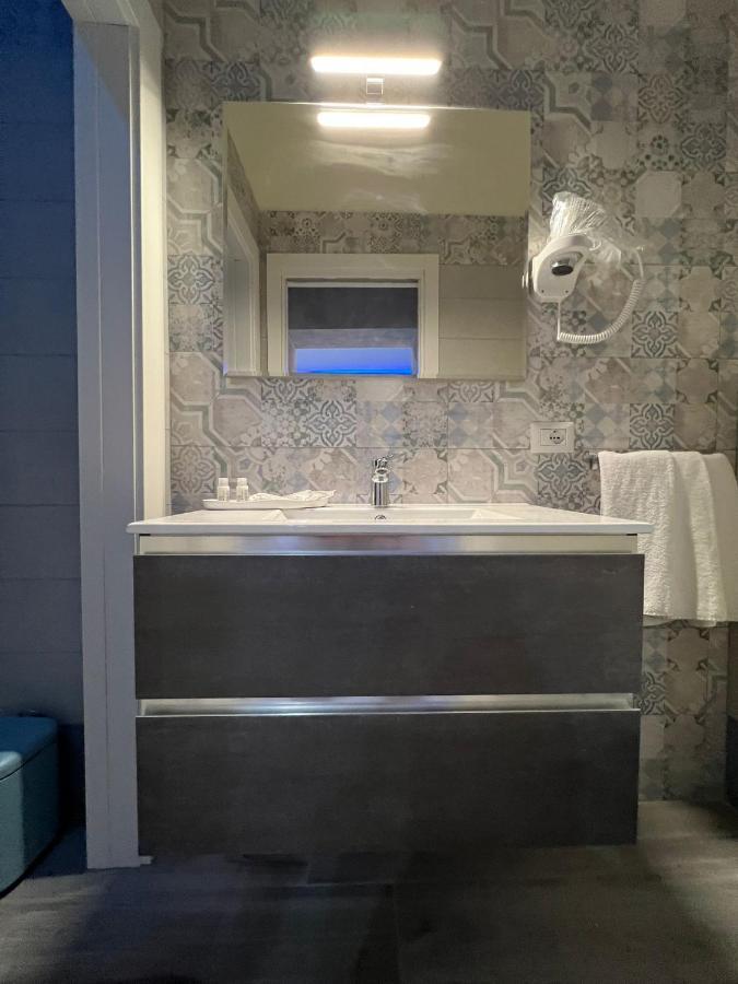 Gioia Toledo Bed & Breakfast Naples Exterior photo